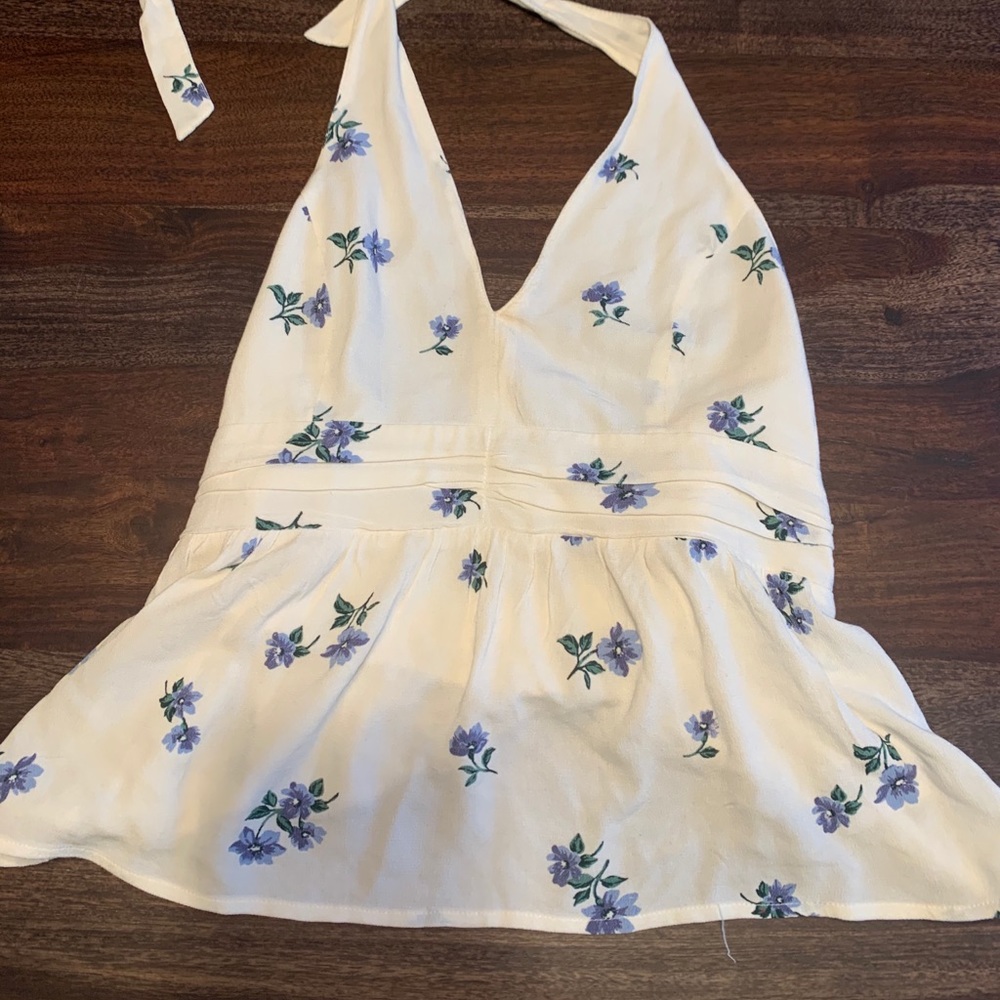 tie at neck shirt